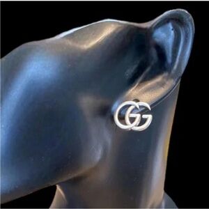 Gucci GG Silver Tone Earrings w/Box and Dust bag (GGXX025)